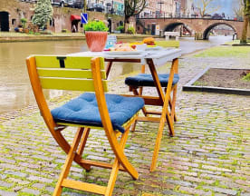 champions sports grille