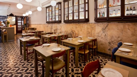 Taberna Albricoque, Lisbon