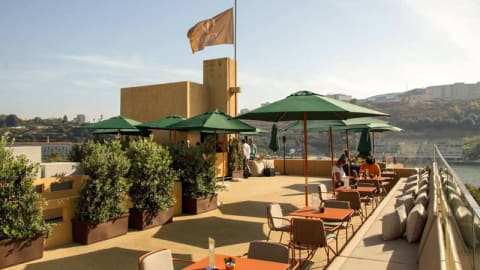 Douro Sky Lounge, Porto