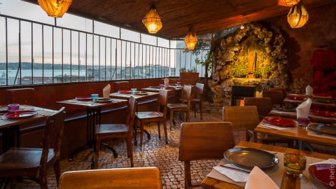 Chapitô à Mesa - Terrace Grill, Lisbon