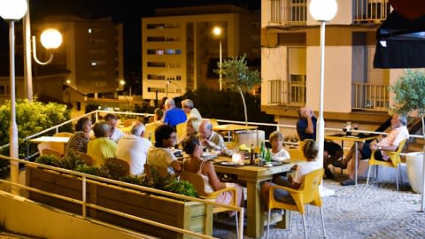 O Queque, Paço de Arcos