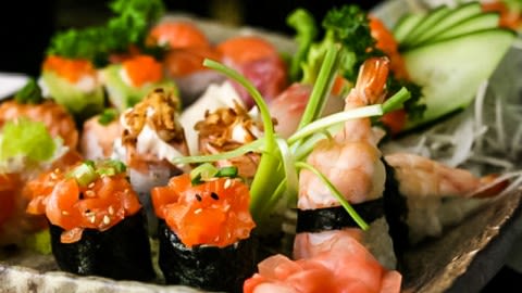 Sakura Linda a Velha, Linda-a-Velha