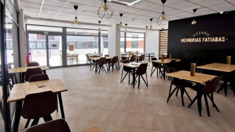 Pizzaria Memórias Fatiadas, Carnaxide