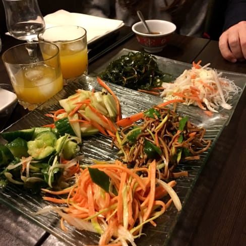 Les Jardins De Mandchourie In Paris Restaurant Reviews Menu And