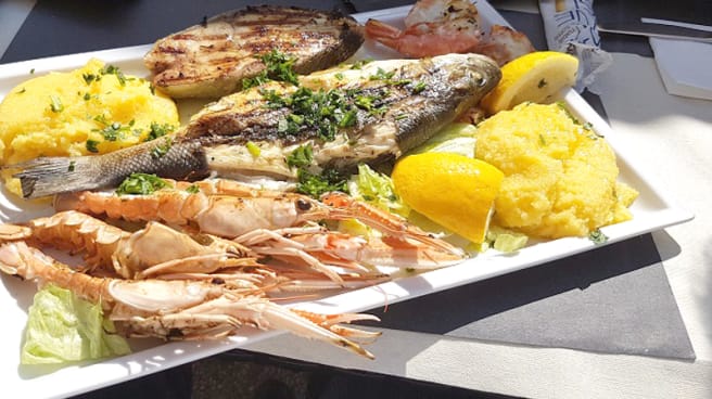 Art Cafe Food In Venice Restaurant Reviews Menu And Prices