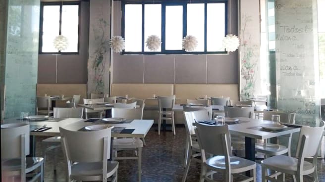 Italian Garden In Valencia Restaurant Reviews Menu And Prices