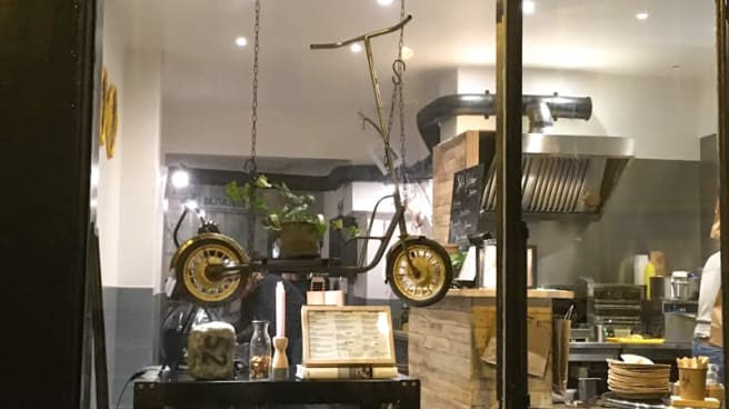 Bell S Kitchen In Paris Restaurant Reviews Menu And Prices