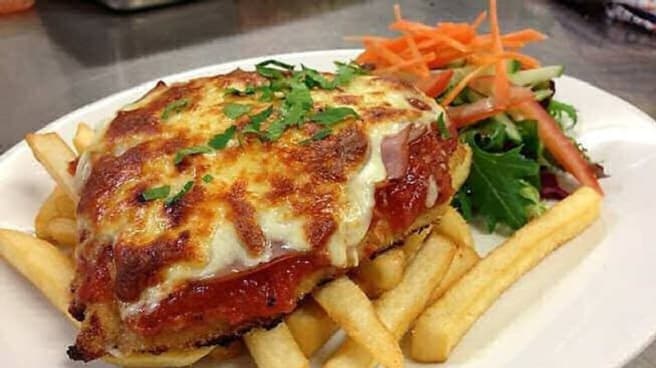 Elsternwick Hotel In Elwood Vic Restaurant Reviews Menu And