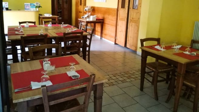 Un Melograno A Bolzano Menu Prezzi Immagini Recensioni E