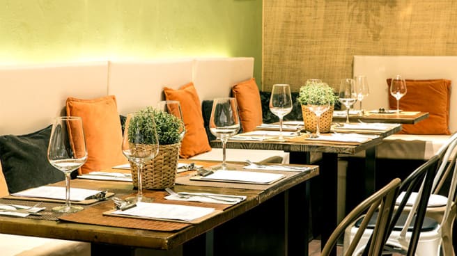 Vista sala - La Nueva Troje, Madrid